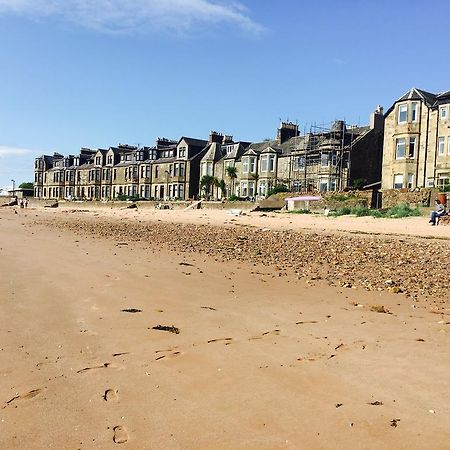 Beach Bothy Fairlie Hotel Largs Exterior photo